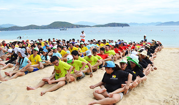 Tổ chức teambuilding tại biển Cửa Lò Nghệ An